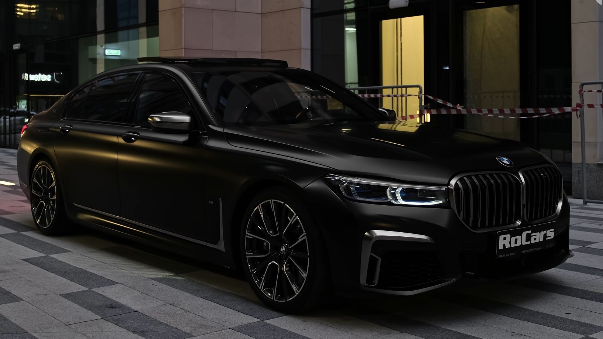 2022 BMW M760 Long V12 - Wild Luxury Ship!