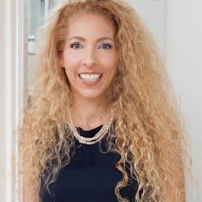 Dr. Lea Kelley