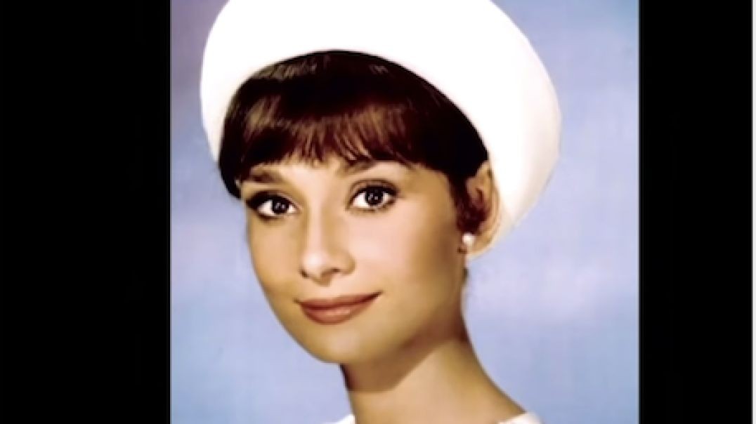 Audrey Hepburn's and Cary Grant's Classic Mystery Movie I Charade (1963)