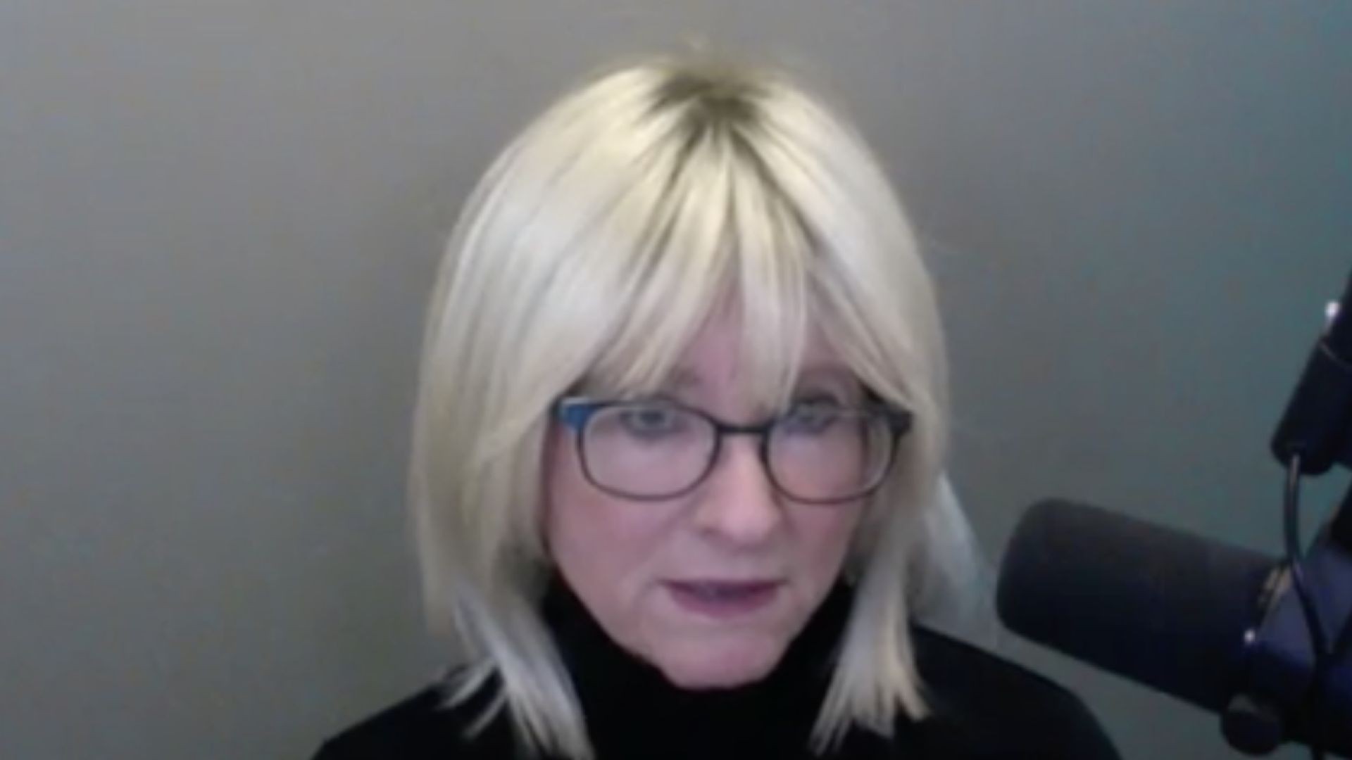 Dr. Lee Merritt & Karen Kingston – It’s All Parasites: Cancer, Vaccines, Remedies link below